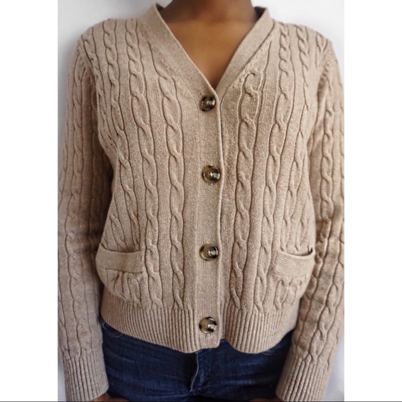 ✨LANDS END SWEATER✨ - Picture 2 of 5